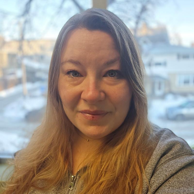 Caryn Birch Headshot